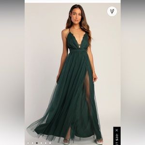 Elegant Green Halter Maxi Dress